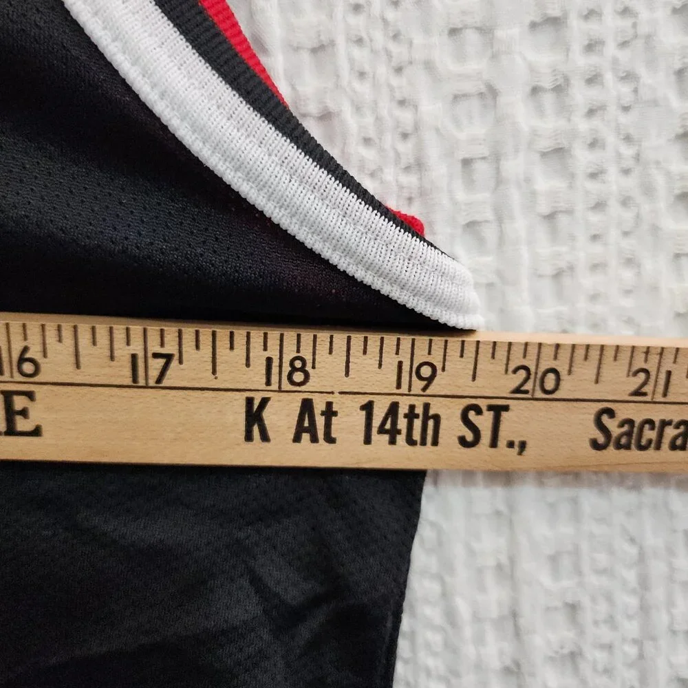 Vintage Champion Michael Jordan Jersey Chicago Bulls Youth Kids XL 18-20 - Picture 13 of 13